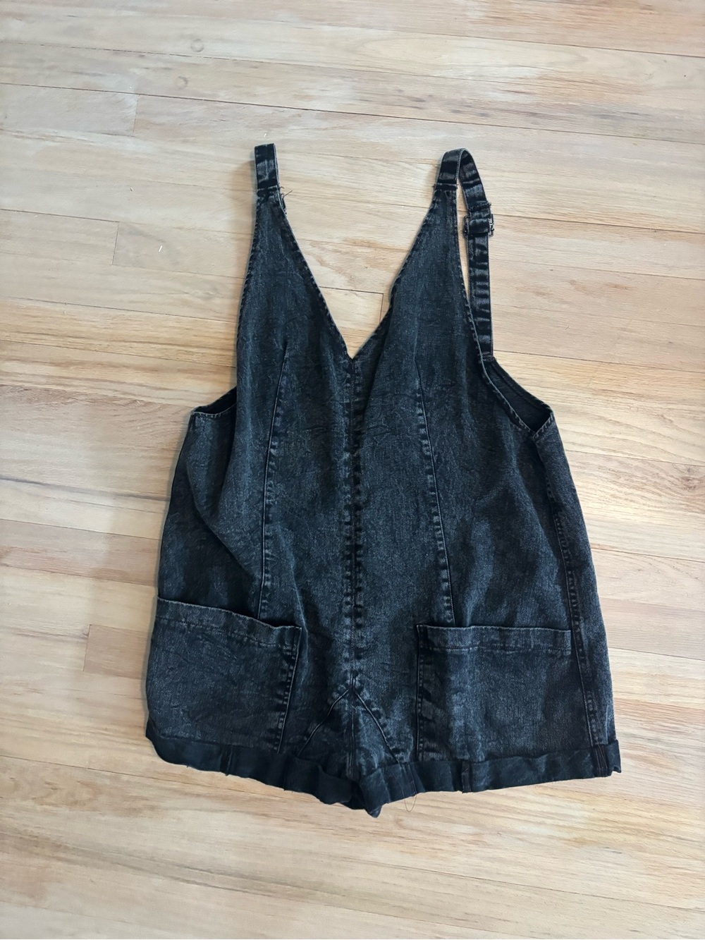 SHEIN Black Washed Denim Short Overalls
